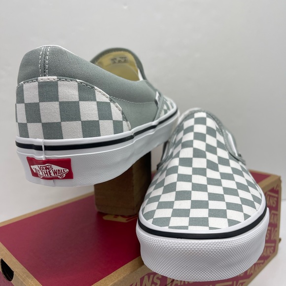 Vans Men Classic Slip-On
Color Theory Checkerboard Pure Grey
VN000D5PEPO Sneaker - Picture 7 of 16